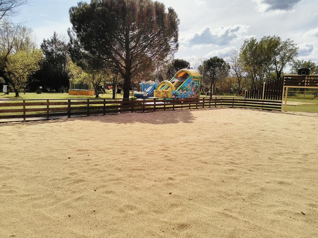 Camping Le Fief D'Anduze Zewnętrze zdjęcie
